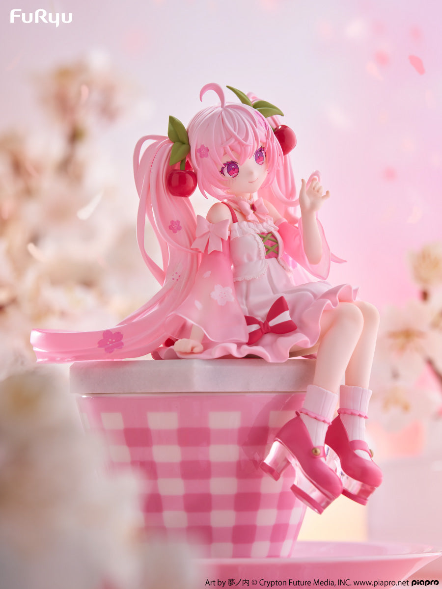 Sakura Miku noodle topper figure 2025