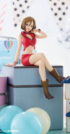 AVAILABLE On REQUEST - Hatsune Miku Noodle Stopper Figure Meiko