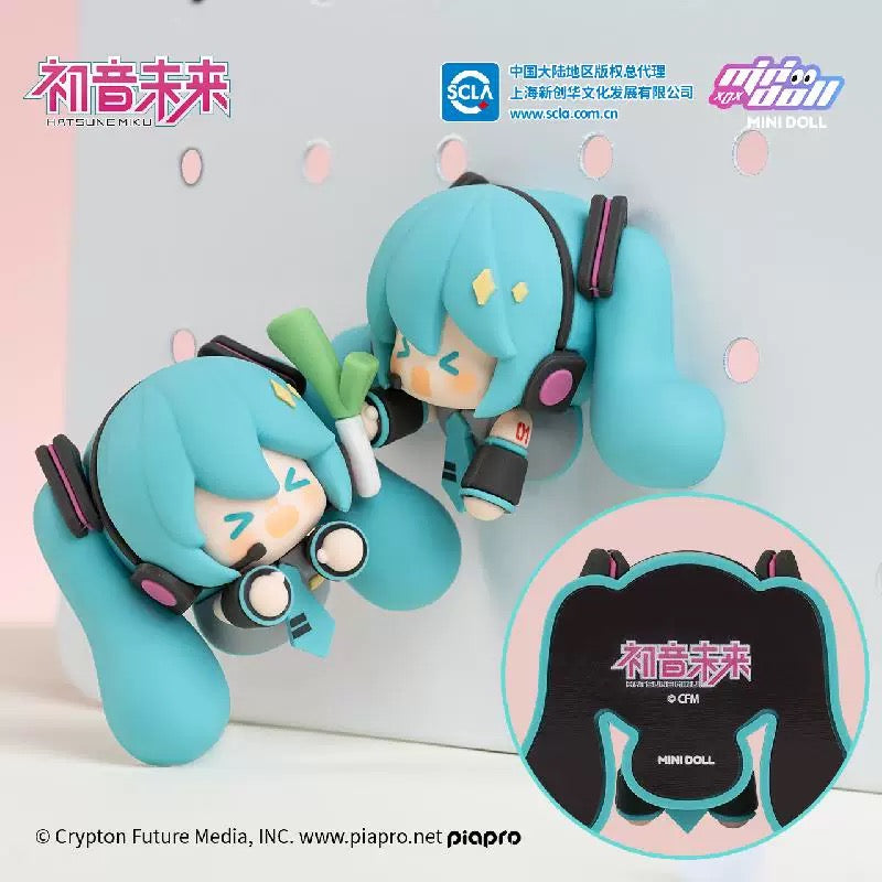 PREORDER - Hatsune Miku magnetic figures blind packs - February 2025