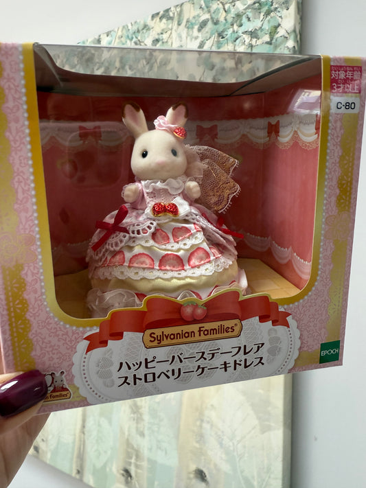 Sylvanian Families 40th Anniversary Strawberry Cake Dress Freya