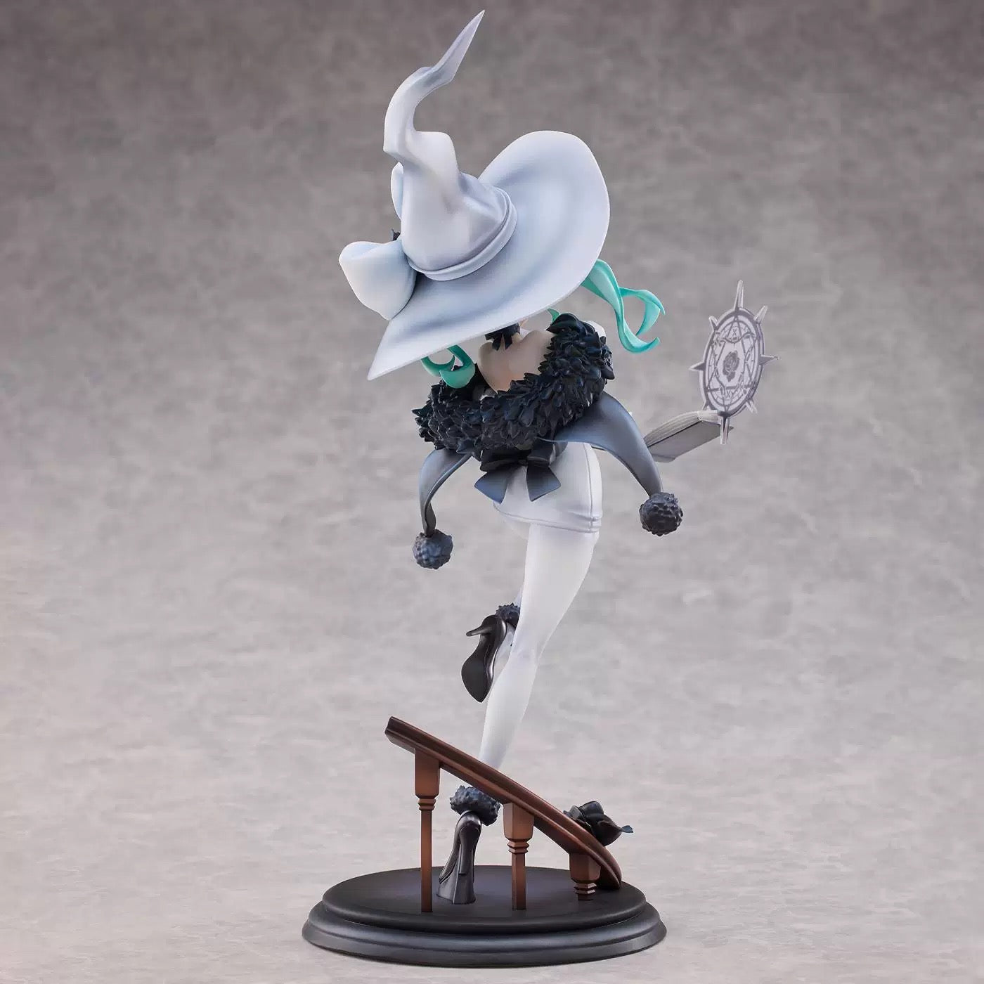 PREORDER - 50% NON REFUNDABLE deposit for Hatsune Miku - Rise Up - 1/8 Figure - Fantasia Witch Ver -  arrival July 2025