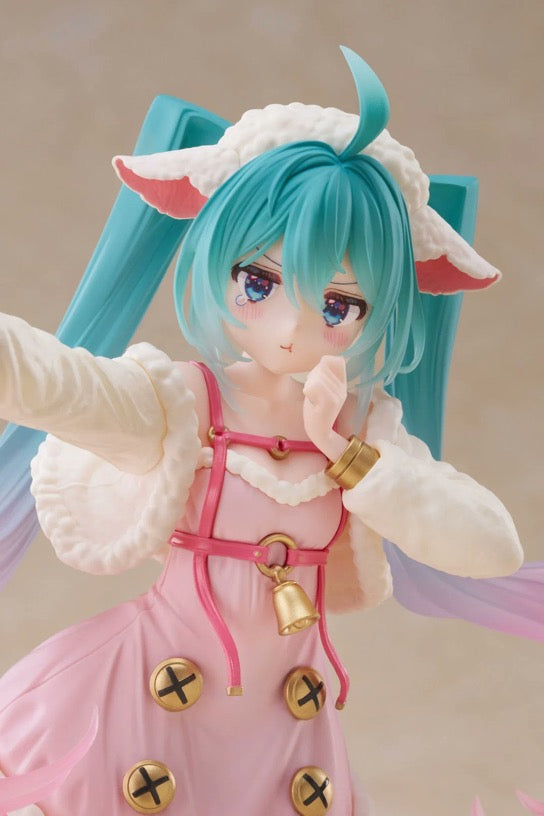 PREORDER - 50% NON REFUNDABLE deposit for Hatsune Miku Wonderland Series - Ookami to Shichihiki no Koyagi From Taito - August 2026