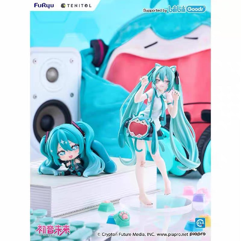 PREORDER - 50% NON REFUNDABLE deposit for Hatsune Miku - Tenitol - Uwaa Series - Very Happy Ita Bag, Cat figure  - August 2027 (Copy)